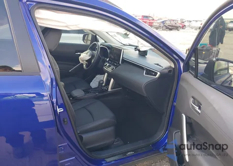 2025 Toyota Corolla Cross Xle from USA, damaged, VIN 7MUDAAAG8SV150329